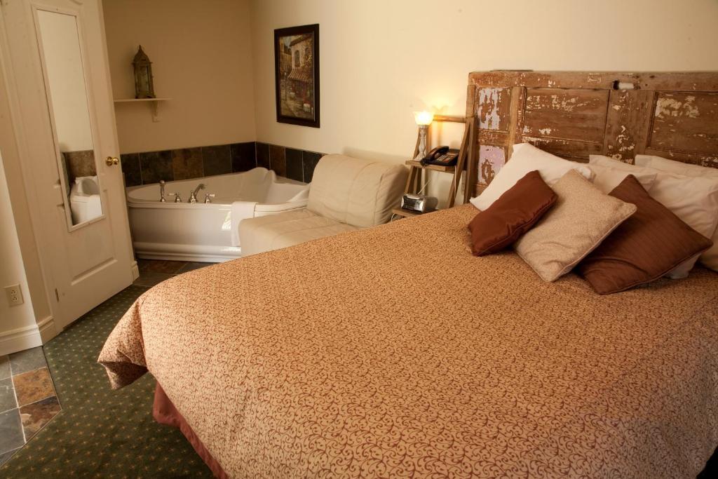 Auberge De La Tour Du Lac سانت-أغاث-دي-مونت الغرفة الصورة